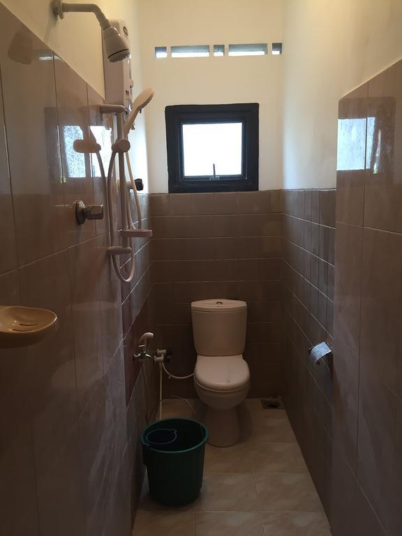 Yaarl Holiday Inn جافنا المظهر الخارجي الصورة