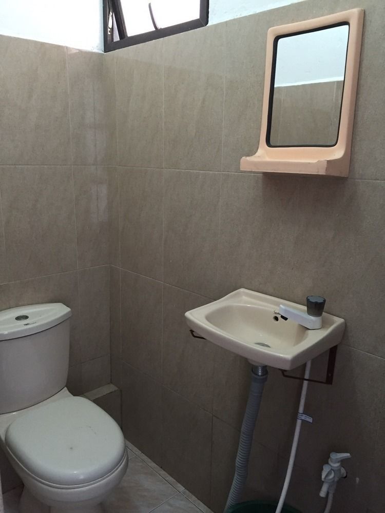 Yaarl Holiday Inn جافنا المظهر الخارجي الصورة